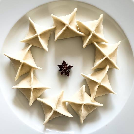 Dim sum z serem, migdałami i kajmakiem - 9 szt. (gotowane)