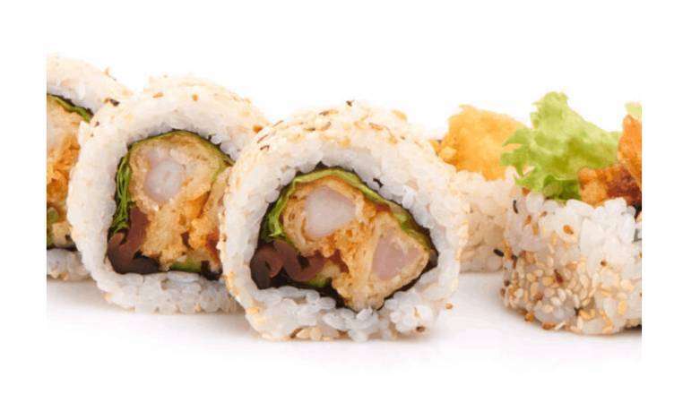 CALIFORNIA FUTOMAKI KREWETKA W TEMPURZE 5 SZT