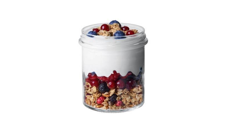 Jogurt z owocami leśnymi