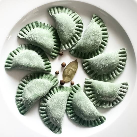Dim sum ze szpinakiem i gorgonzolą - 9 szt. (gotowane)