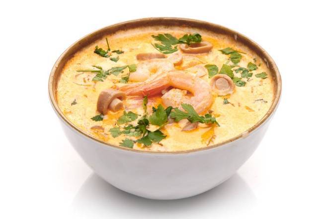 TOM YUM Z KREWETKAMI